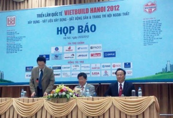 300 doanh nghiệp tham gia Vietbuild Hà Nội 2012