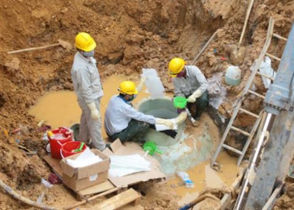 Vụ "9 lần vỡ đường ống nước sông Đà": 1.500 tỷ tiền “vỏ hến” được lời xin lỗi