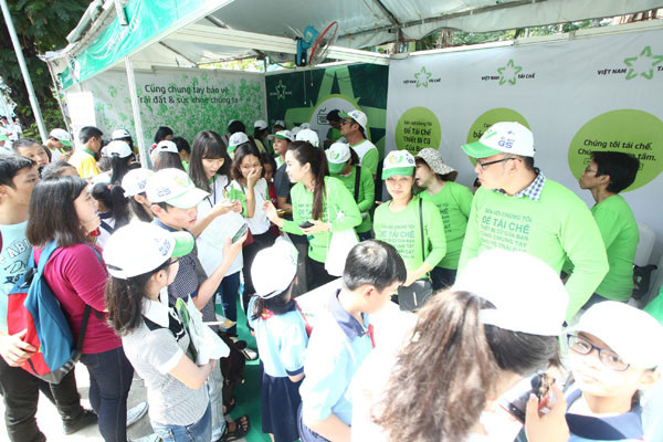 Vietnam Recycles hỗ trợ thu gom rác thải điện tử miễn phí
