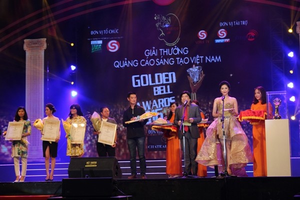 Vinh danh giải thưởng Quả chuông vàng (Golden Bell Awards) 2016