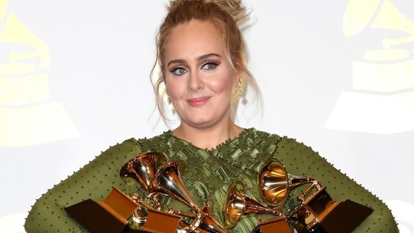 Giải mã ''cơn địa chấn'' Adele trong Grammy 2017