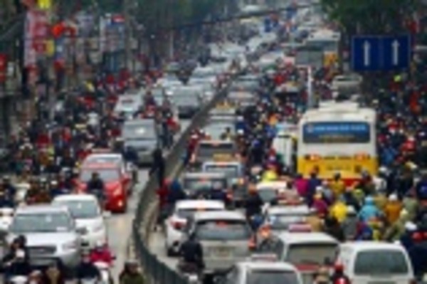 Hà Nội đề xuất hạn chế xe du lịch vào nội đô
