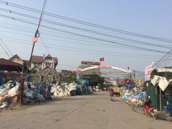 Hưng Yên: Báo động ô nhiễm ở làng nghề tái chế nhựa