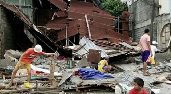 Philippines động đất mạnh 7,1 độ Richter, cảnh báo sóng thần