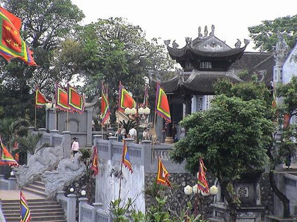 Đền Cửa Ông - một trong những ngôi đền đẹp nhất Việt Nam