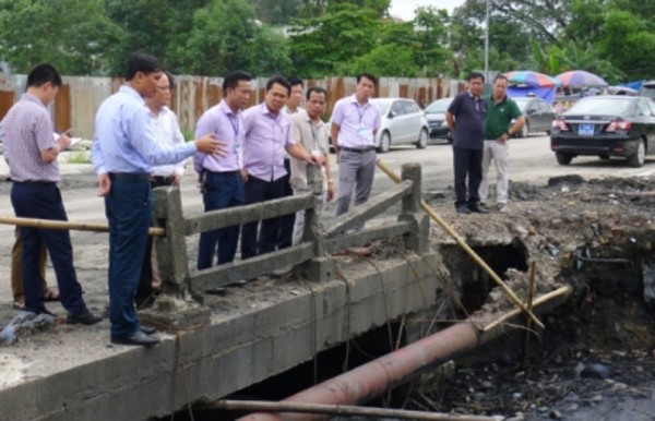 Kiểm tra hiện trạng thoát nước tại KV P.Hồng Hải, Bãi Cháy (Hạ Long)