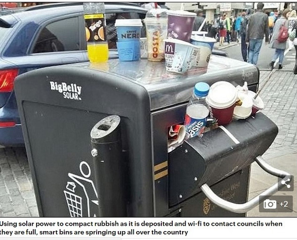 Dân Anh bức xúc vì thùng rác thông minh cả trăm tỉ không hiệu quả