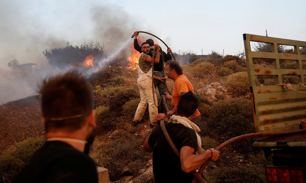 Hình ảnh các vụ cháy rừng ở phía Nam châu Âu