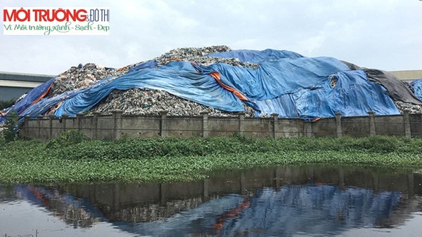 Bãi rác làm khổ dân hai tỉnh: Bộ TN-MT quyết định thanh tra