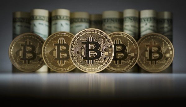 Giá bitcoin hôm nay 27/9: Nhu cầu xuống, bitcoin mất giá