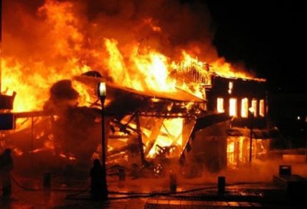 Sơn La: Cháy nhà khiến 2 em nhỏ tử vong