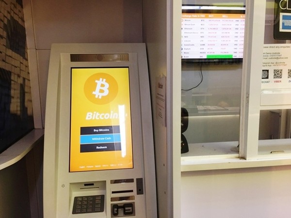 Cận cảnh máy Bitcoin ATM đầu tiên tại Việt Nam