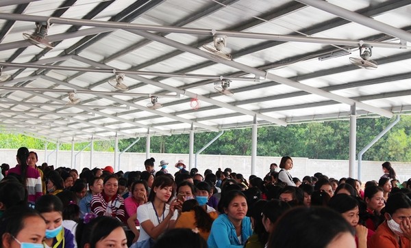 Quảng Nam: Đối thoại với hơn 500 công nhân diệt may đình công