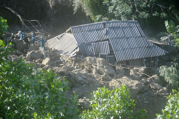 Vụ sạt lở đất ở Hòa Bình: Đã tìm thấy nạn nhân thứ 15