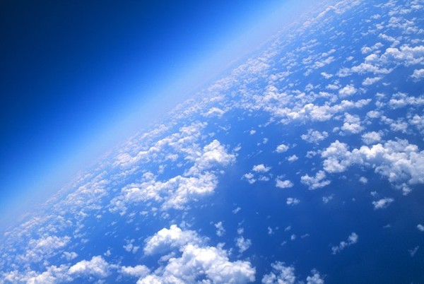 Tầng ozone 30 năm sau Nghị định thư Montreal