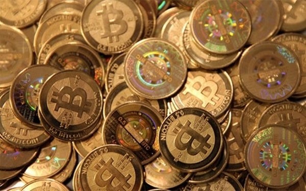 Giá bitcoin hôm nay 21/10: Lập đỉnh mới, thủng trần 6.000 USD