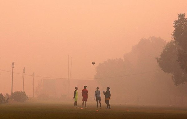 Thủ đô của Ấn Độ phải đóng cửa trường học vì ô nhiễm không khí