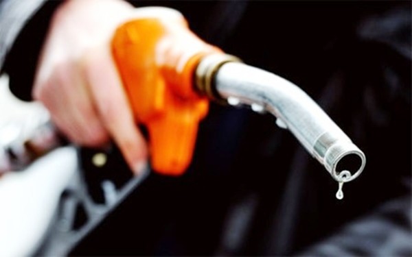 Giá xăng dầu hôm nay 14/11: Căng thẳng sản lượng, giá dầu tăng?