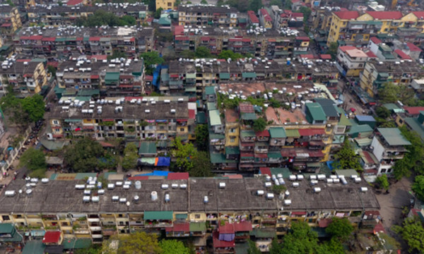 Hà Nội mất 10 năm để di dời 50 hộ dân tại chung cư cũ