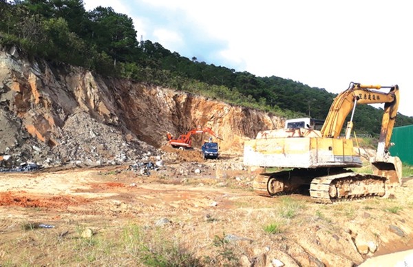 Vẫn “nóng” tình trạng khai thác khoáng sản trái phép ở Lâm Đồng