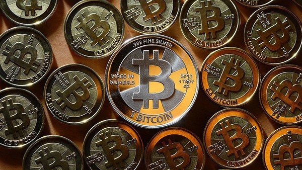 Giá bitcoin hôm nay 27/11: Tăng vượt ngưỡng 9.300 USD/bitcoin