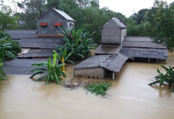 Tỉnh TT- Huế phân bổ 500 tấn gạo cho người dân bị bão lũ