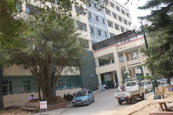 Bệnh viện ung bướu Thanh Hóa: Rác thải y tế được bỏ 'vô tội vạ'