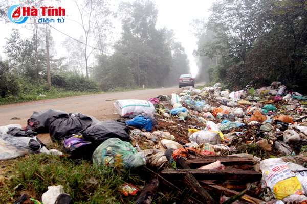 Tin môi trường ngày 4/1: Bãi rác ô nhiễm, “tra tấn” hàng trăm hộ dân