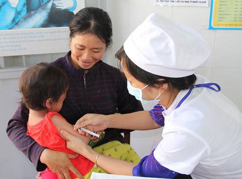 Hà Nội: Tăng tỉ lệ tiêm chủng, tăng cường miễn dịch cộng đồng