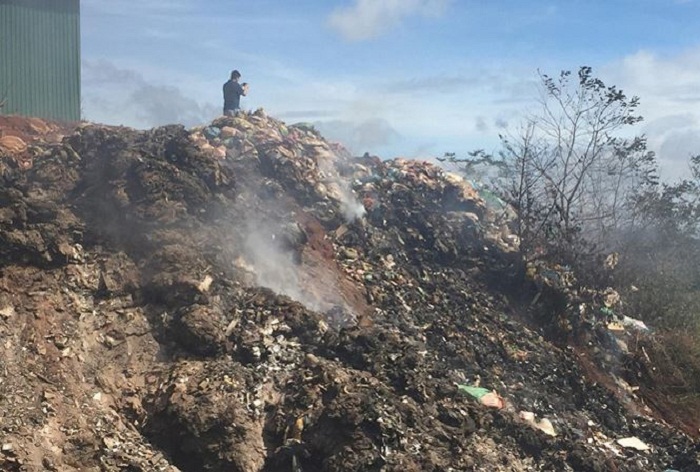Đắk Nông: Bãi rác bủa vây khu di tích quốc gia