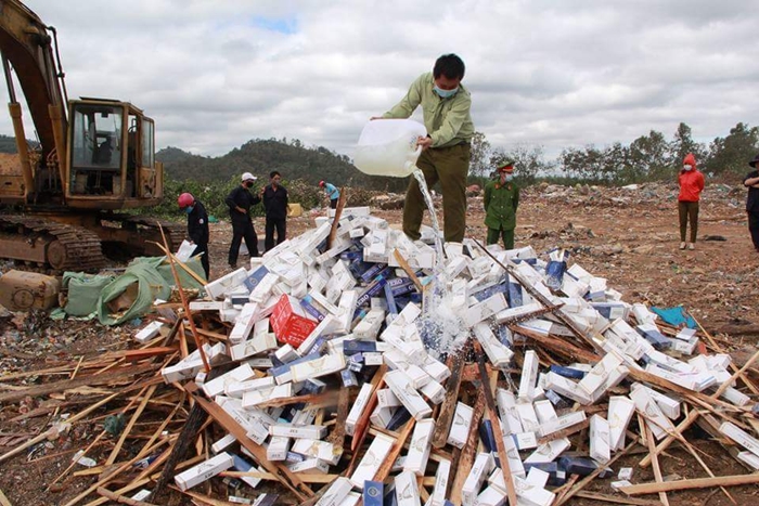 Đắk Lắk: Tiêu hủy gần 200 tấn phân bón đã hết hạn sử dụng