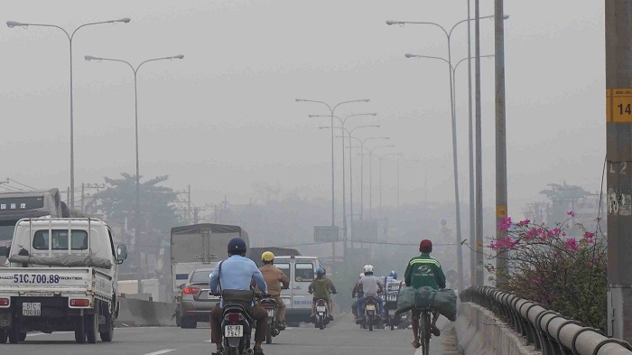 Chuyên gia lý giải về hiện tượng mù khô ở Sài Gòn