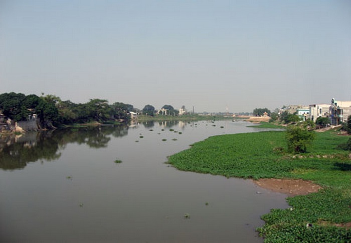Xử lý nghiêm cơ sở xả thải gây ô nhiễm lưu vực sông Nhuệ - sông Đáy