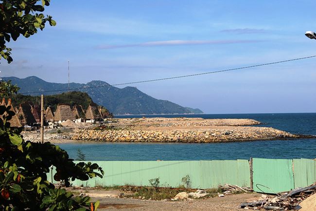 Kiểm tra thông tin hàng loạt dự án lấn biển tại vịnh Nha Trang