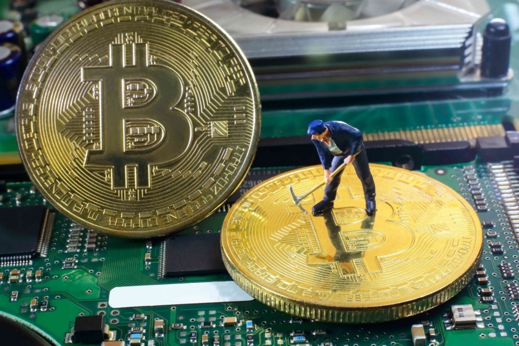 Giá bitcoin hôm nay 7/3: Mất ngưỡng 11.000 USD, bitcoin lâm nguy?