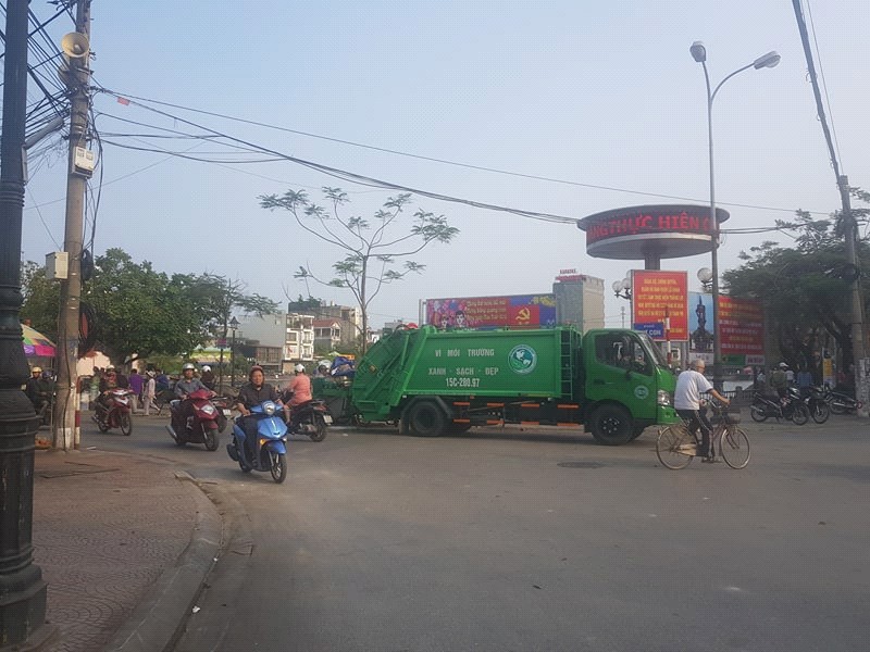 Hải Phòng: Bãi tập kết rác “dàn trận” bủa vây UBND quận Lê Chân