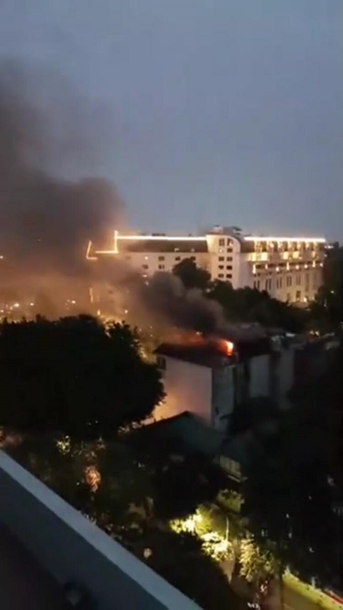 Cháy lớn trên phố Hai Bà Trưng: Không có thiệt hại về người