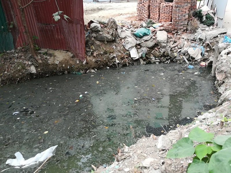 Mương “rác” Nguyễn Khang (Hà Nội): Có cải thiện nhưng vẫn ô nhiễm