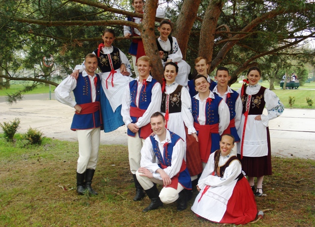 Đoàn múa dân gian Ba Lan Neptun biểu diễn tại Festival Huế 2018