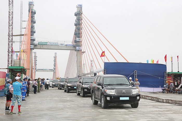 Hợp long cầu Bạch Đằng, từ Hà Nội đi Quảng Ninh chỉ còn 90 phút