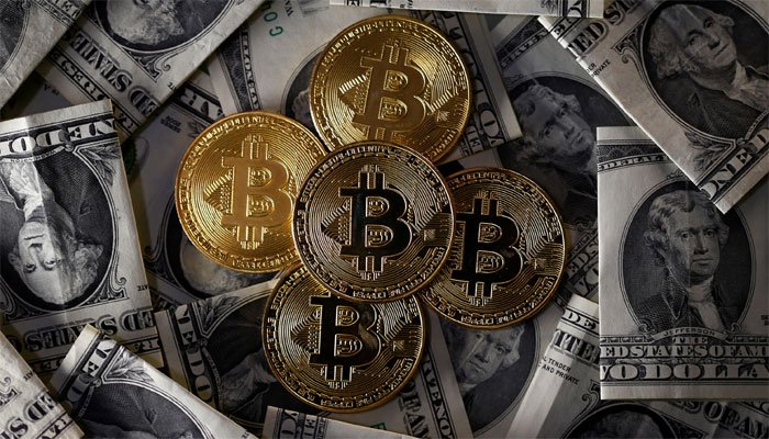 Giá Bitcoin hôm nay 2/5: Bitcoin lại rơi xuống dưới ngưỡng 9.000 USD