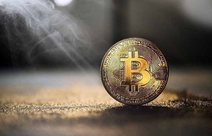 Giá Bitcoin hôm nay 12/5: Lao dốc thảm hại về dưới mốc 9.000 USD