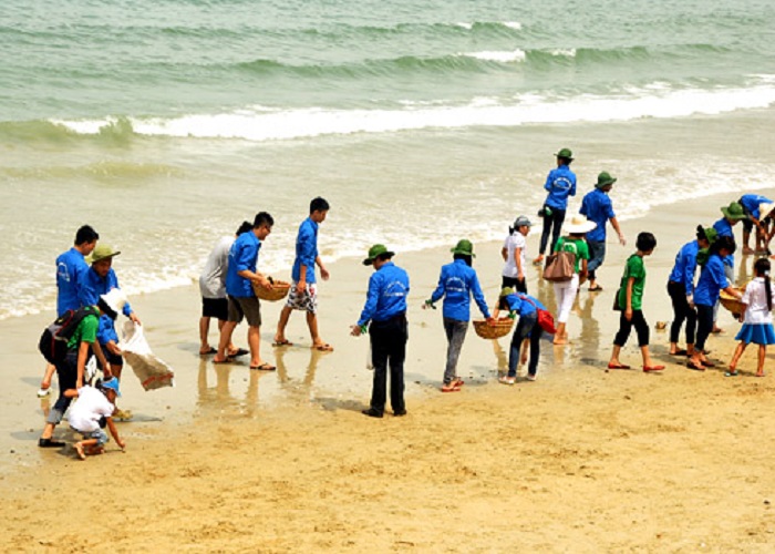 Chiến dịch bảo vệ môi trường “Biển Việt Nam xanh”