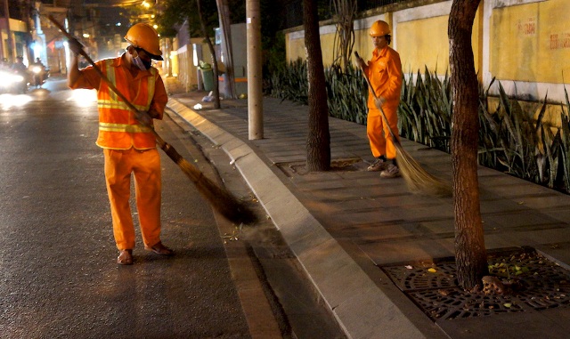 Anh Nguyễn Văn Ẩn: Tự hào vì góp phần làm sạch đẹp đường phố