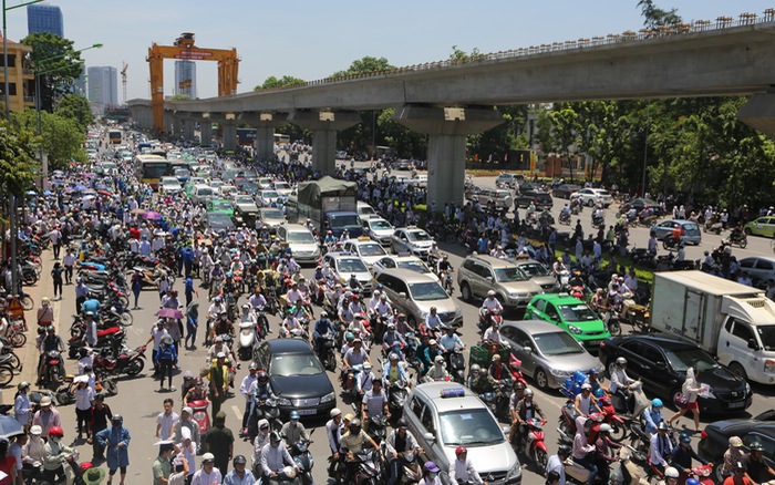 Chất lượng không khí ở Hà Nội đang ở mức trung bình