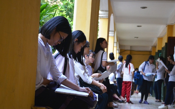 Gần 95.000 học sinh Hà Nội chính thức bắt đầu “cuộc đua” vào lớp 10