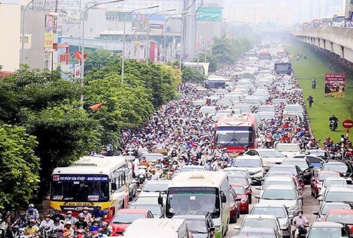 Tin đô thị ngày 17/6: HN kiến nghị sửa Luật Thủ đô để giảm quá tải