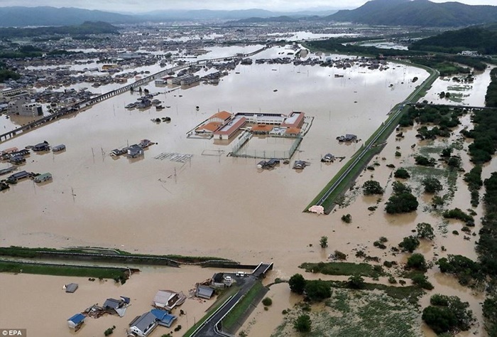 Số người chết di mưa lũ lịch sử tại Nhật Bản đã lên tới 141 người