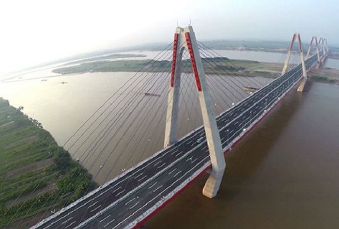 Cầu Nhật Tân đội vốn 400 tỷ: Lỗi chính quyền, ngân sách bị “móc túi”