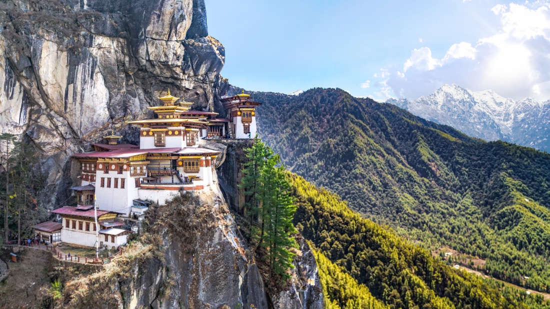 Bhutan: Quốc gia duy nhất trên thế giới không thải ra CO2